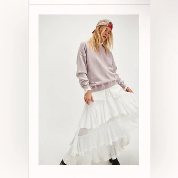 NEW! Free People Falling Forward Snow Washed Destroyed Crew in Lavendar - Picture 1 of 2